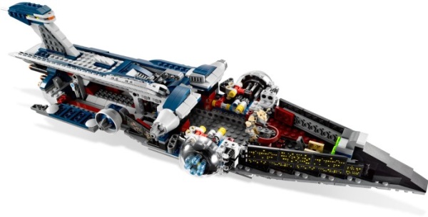 Klocki LEGO Pancernik Malevolence