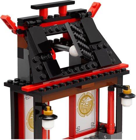 Zestaw klocków LEGO 70590