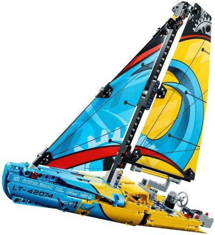 Klocki LEGO Jacht Wyścigowy