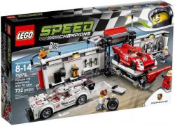 Porsche 919 Hybrid i 917K Pit Stop